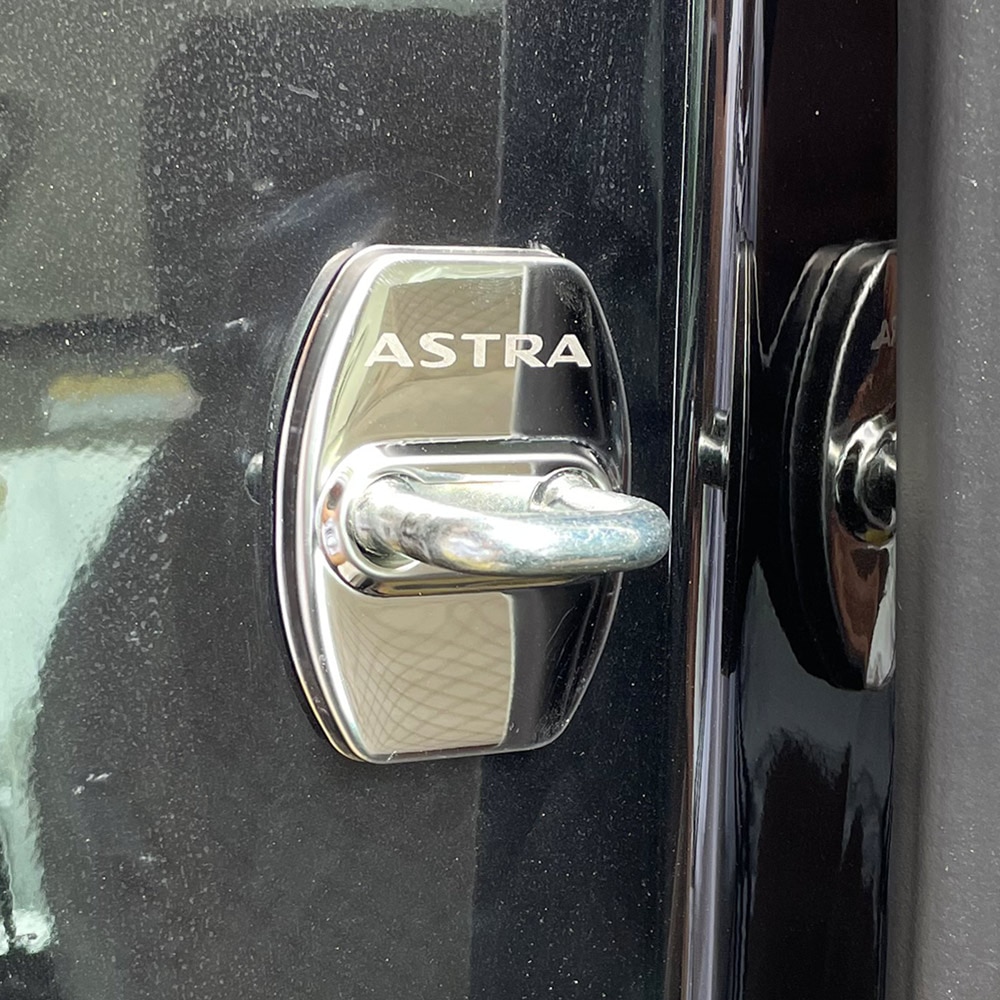 ׸   Ŭ Ʈ ȣ Ŀ, Opel Astra K 20..